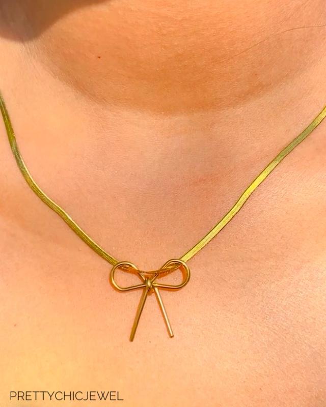 Bow ππ Pendant with snake chain