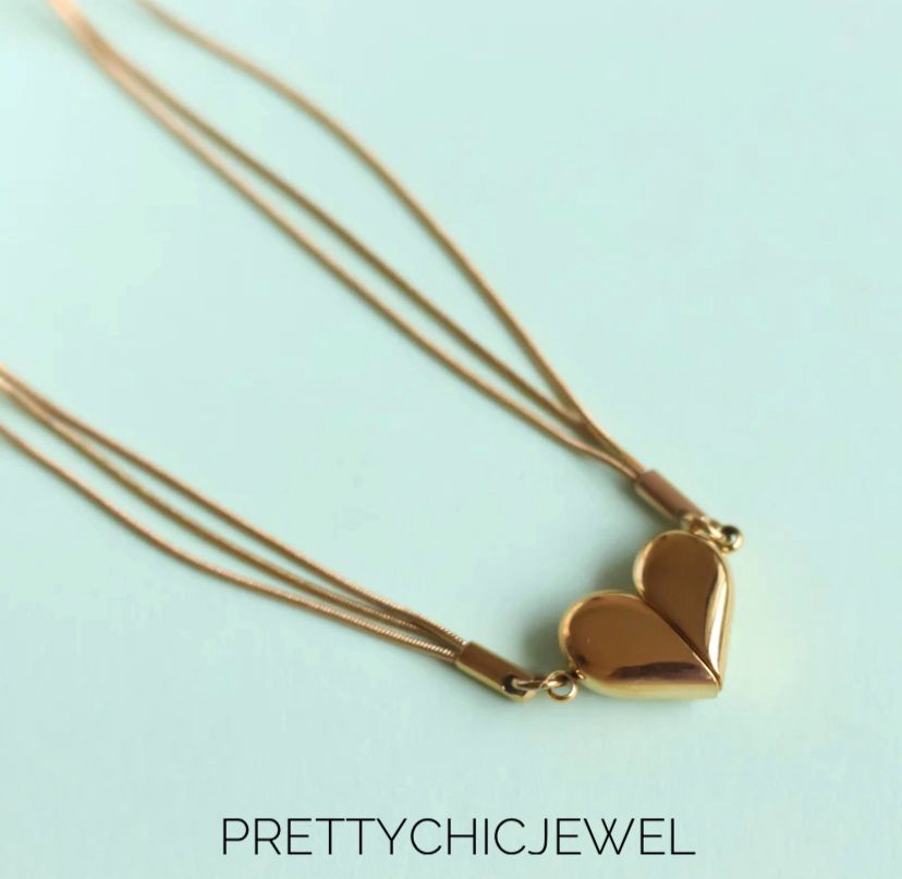 Dual Way Heart ❤️❤️ Bean Pendant