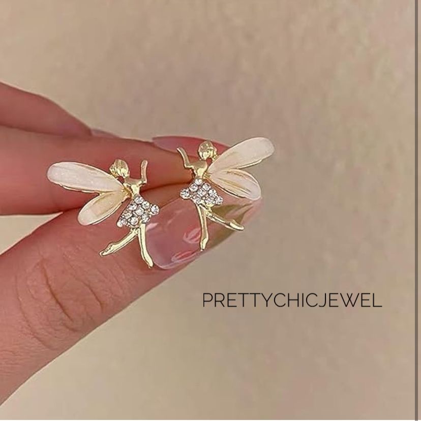 Angel earrings  😇😇